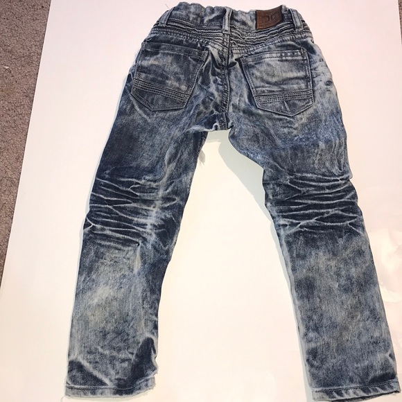 Boys Distressed Jeans - Picture 3 of 5